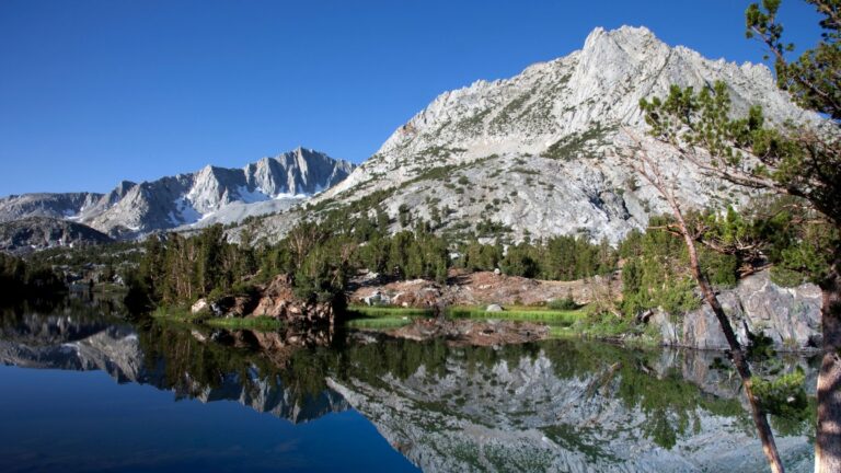 Hiking in Bishop: POPULAR HIKING TRAILS